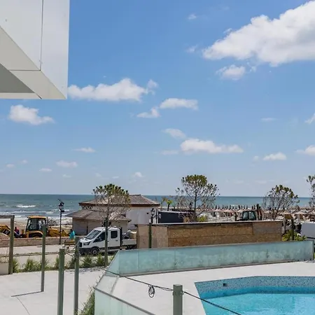 דירה Onix Infinity Pool & 18 Năvodari
