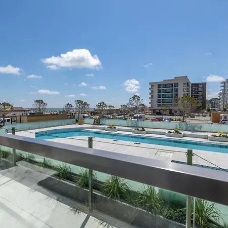 Onix Infinity Pool & 18 דירה
