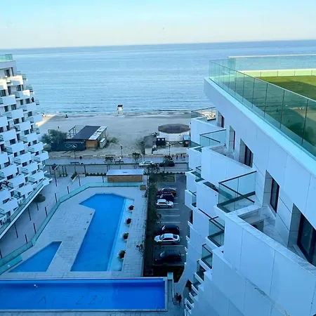 Onix Infinity Pool & 18 Апартаменты *