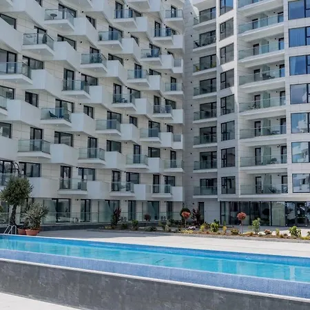 Апартаменты Onix Infinity Pool & 18 Нэводари